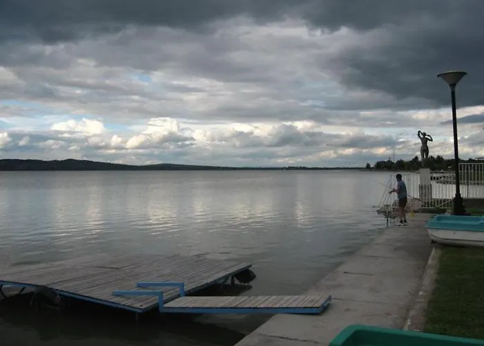 Touring Agard 2* Gárdony