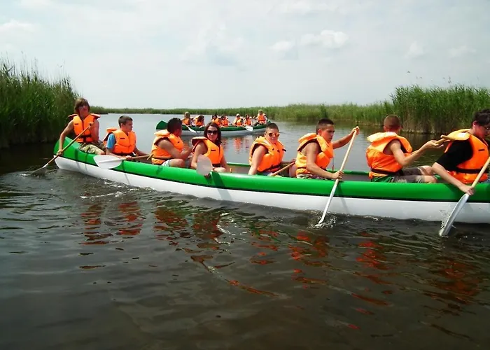 Touring Agard Gárdony