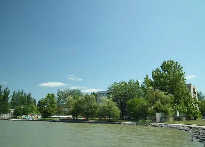 Hotel Touring Agard 2*